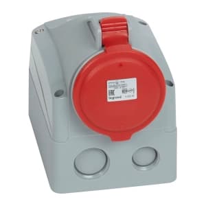 Розетканакладная-32А-3К+H+З-380В-IP44