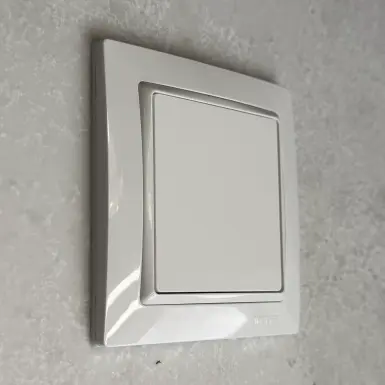 undefined Белый