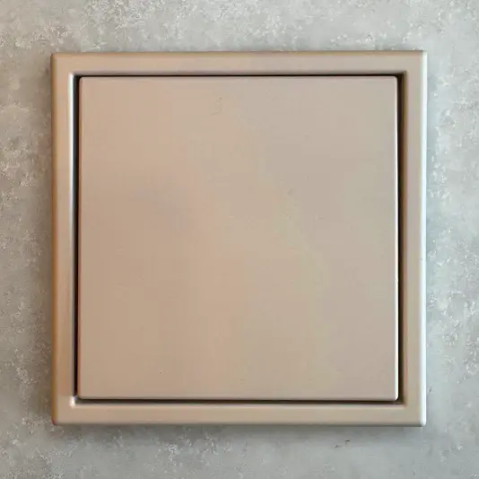 ArtGallery от Systeme Electric - розетки и выключатели - #1