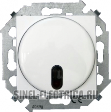 Светорегулятор с управлением от ИК пульта, проходной, 500Вт, 230В (белый)